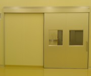 スライドドア（自閉）